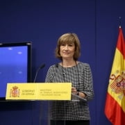 El paro registrado baja en 77.044 personas en los últimos doce meses...