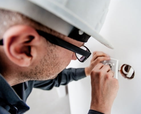 El número de trabajadores afiliados crece en 31.659 en diciembre y supera de nuevo los 19.400.000  