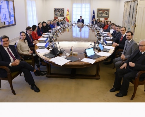 El Gobierno aprueba reducir a 20 el número de peonadas en Andalucía y Extremadura para acceder al subsidio por desempleo y a la renta agraria