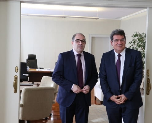 El ministro José Luis Escrivá se reúne con el presidente de ATA, Lorenzo Amor