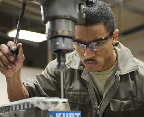 La media de trabajadores extranjeros afiliados a la Seguridad Social asciende a 2.090.440 en enero