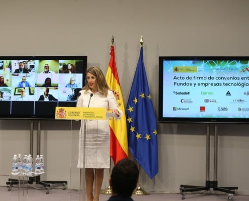 Trabajo y Economía Social fomenta la formación en competencias digitales a través de convenios entre FUNDAE y 11 empresas tecnológicas