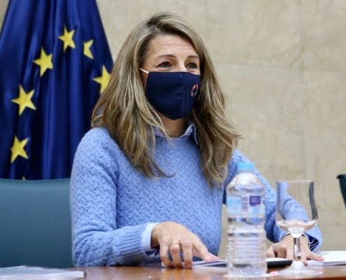 Yolanda Díaz aborda el Plan de Garantía Juvenil con la directora general del Instituto de la Juventud y con la presidenta del Co...