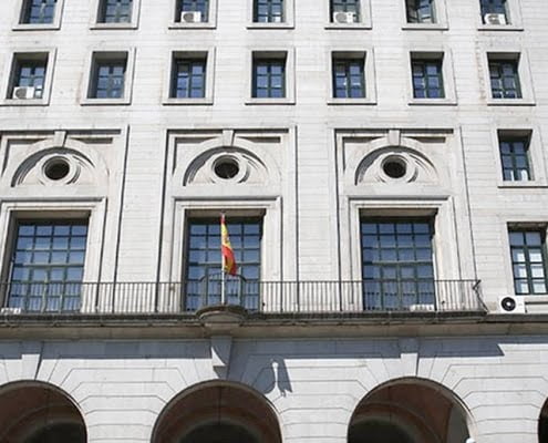 Trabajo mejora la protección de las personas trabajadoras ante los agentes cancerígenos