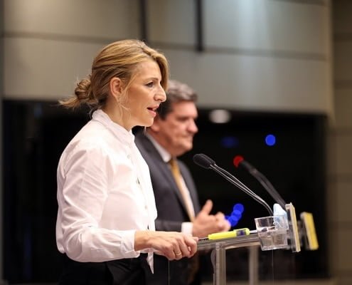 El Gobierno acuerda con los agentes sociales prorrogar los ERTE hasta el 31 de mayo