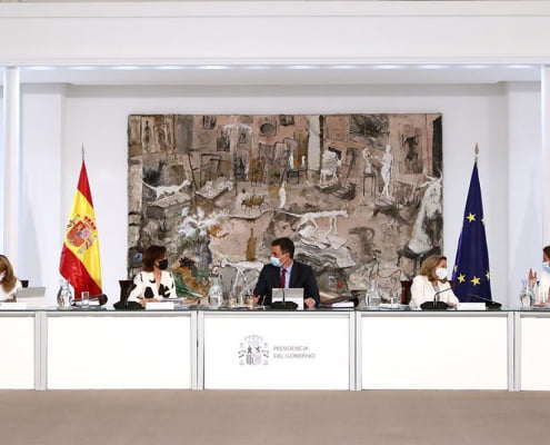 Trabajo sienta las bases del futuro del empleo digno para los jóvenes mediante un plan integral de orientación, formación e inse...